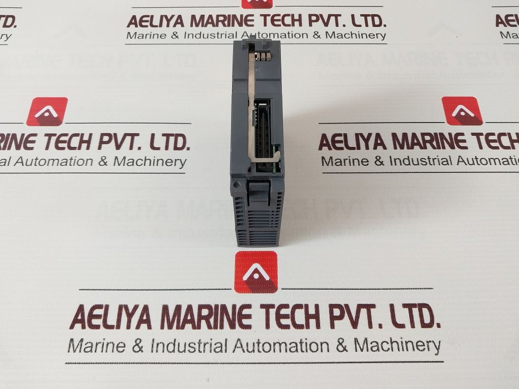 Mitsubishi Electric Qy42P Output Unit 12/24Vdc 0.1A