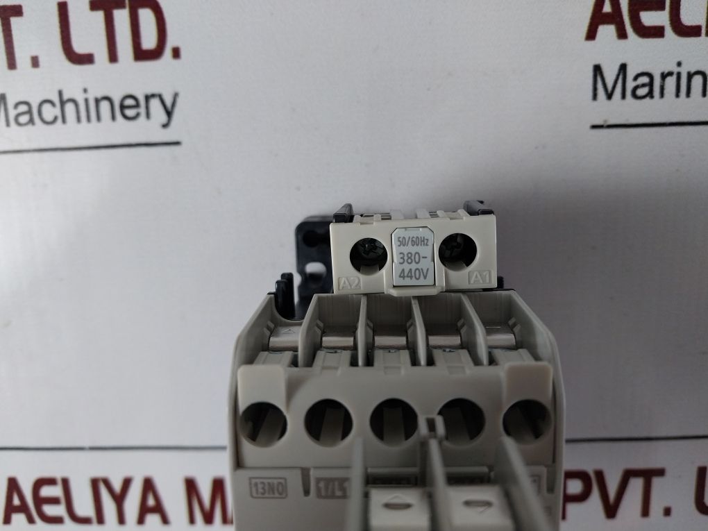 Mitsubishi Electric S-t12 With Ut-ax2 Auxiliary Contactors