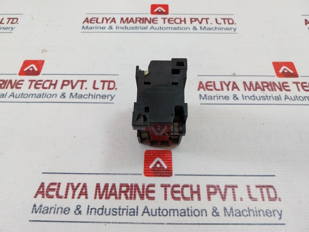 Mitsubishi Electric Sr-40 Contactor Relay 110V 0.8A