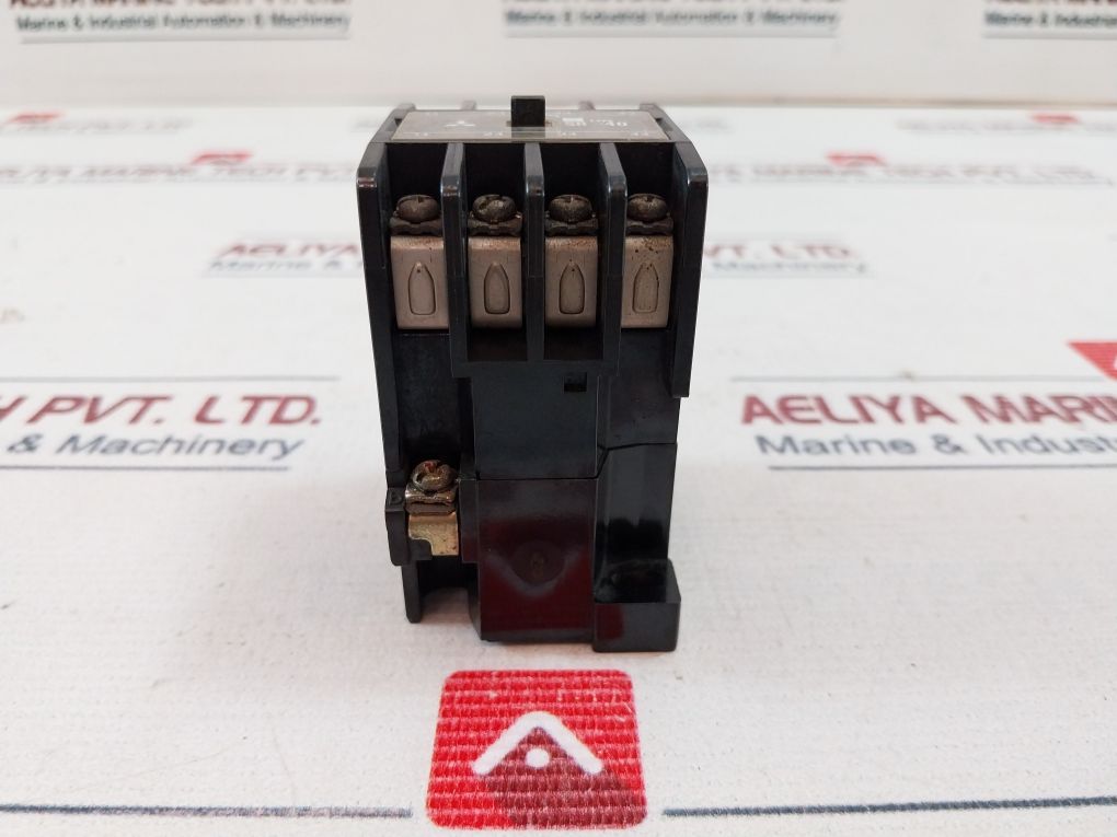 Mitsubishi Electric Sr-40 Contactor Relay 110V 0.8A