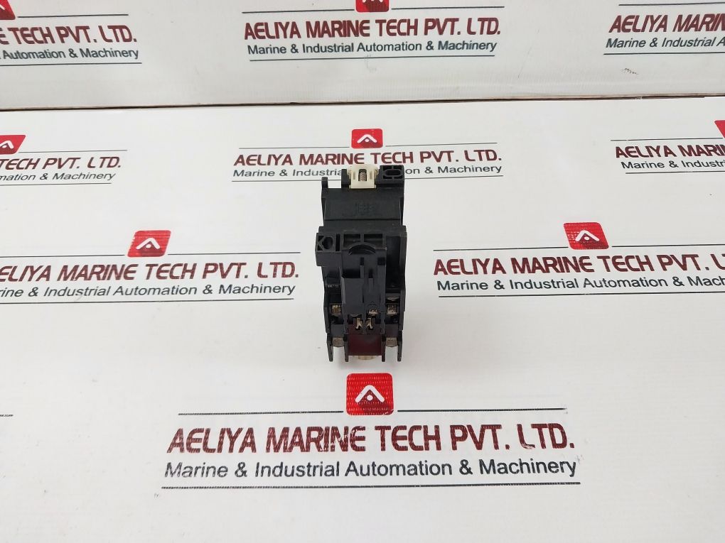Mitsubishi Electric Ua-tr4An Pneumatic Time Delay 220V 0.15A
