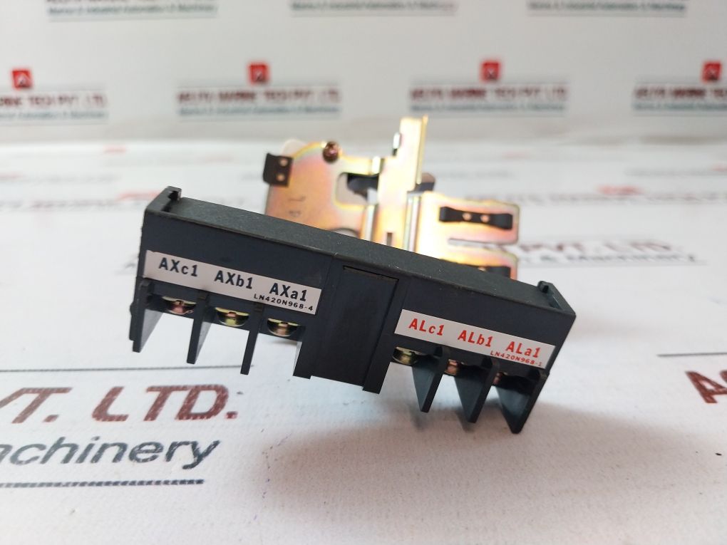 Mitsubishi For Ae 2500 S Accessory For Ae-s Air Circuit Breaker Set