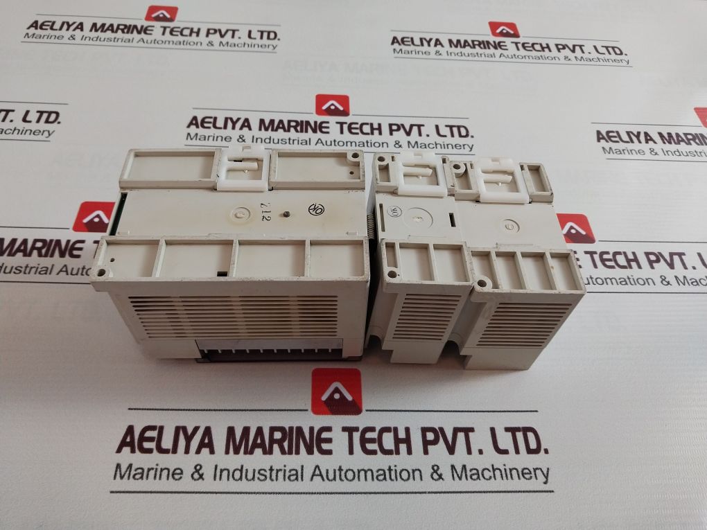 Mitsubishi Fx2N-16Mr-es/Ul With Fxon-8Eyr-es/Ul ,Fx-eeprom-8 And Fx2N-4Ad