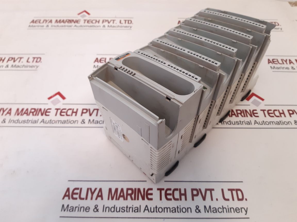 Mitsubishi Nexgenie 2000 Plus Programmable Controller 