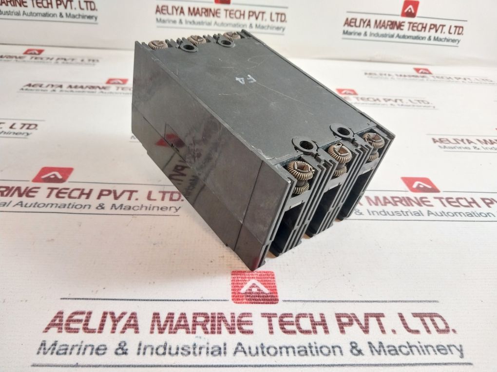 Mitsubishi Nf100-s No-fuse Breaker 600V Dc 250V