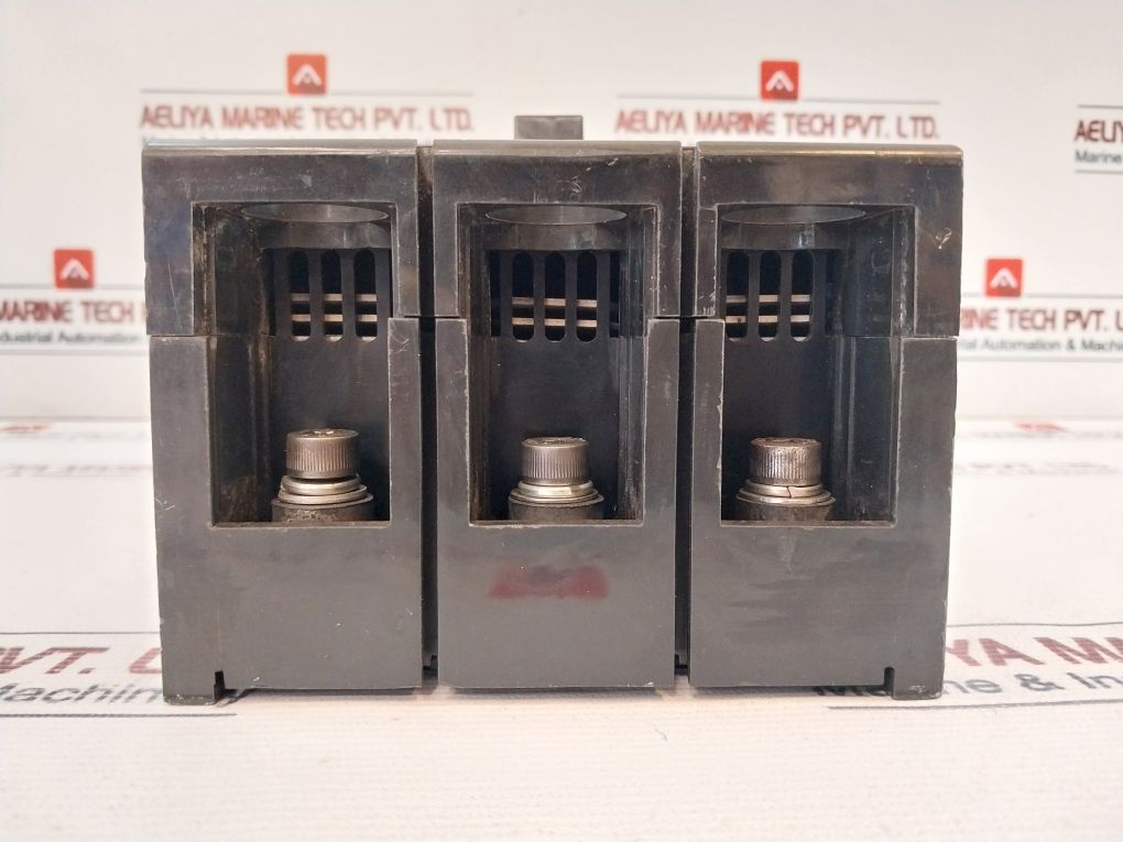 Mitsubishi Nf225-s No-fuse Breaker