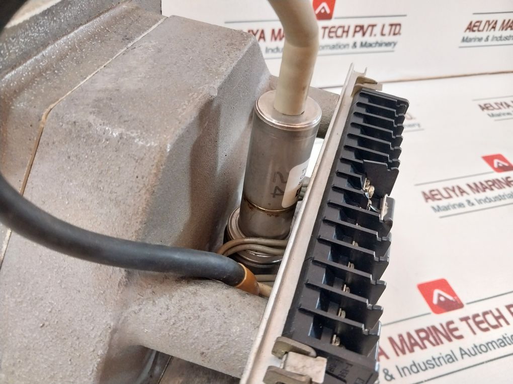 Mitsubishi 321 910S