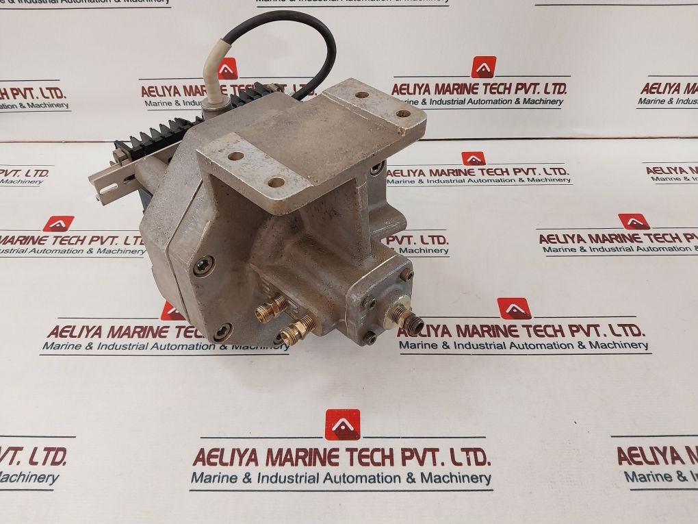 Mitsubishi 321 910S