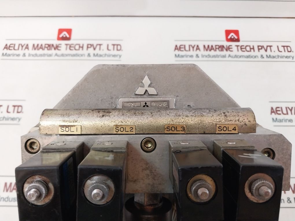 Mitsubishi 321 910S