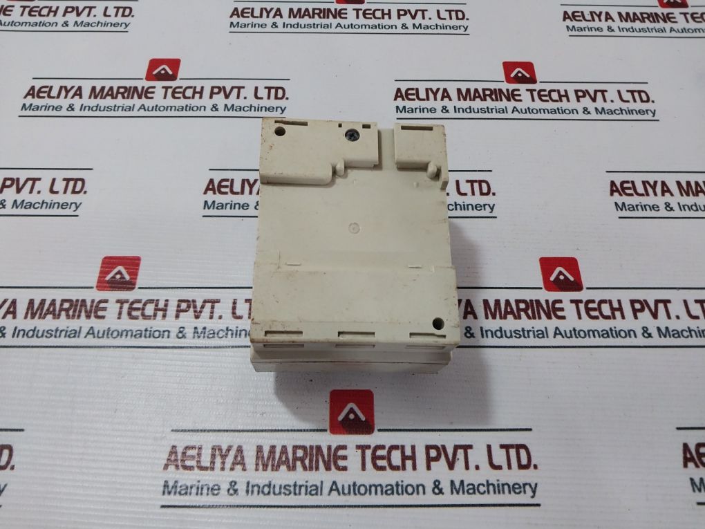 Mitsubishi Tu-50D Time Switch 15A Ac250V 50/60Hz