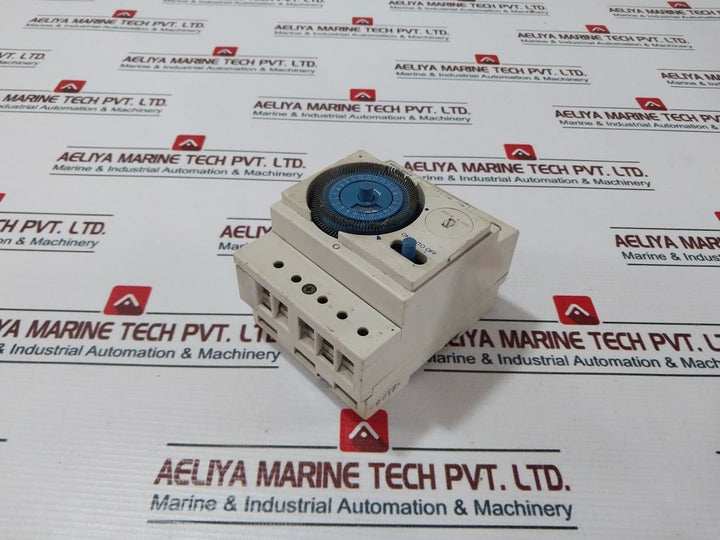 Mitsubishi Tu-50D Time Switch 15A Ac250V 50/60Hz