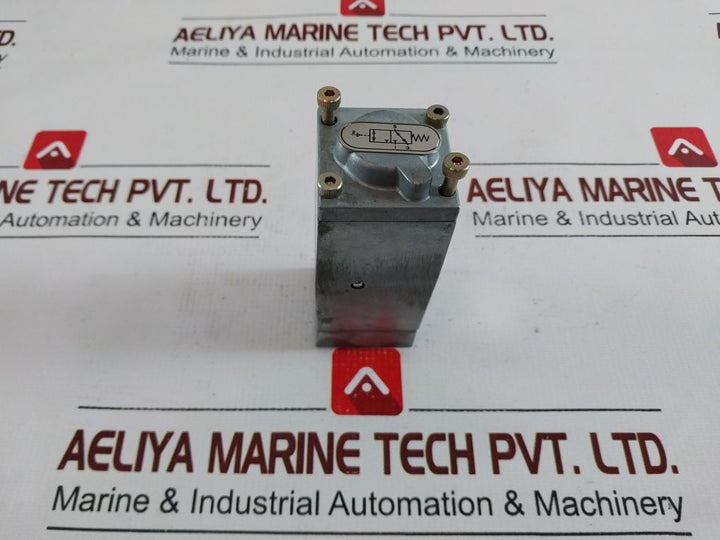 Mitsubishi Wabco 3712052000 Pneumatic Directional Valve