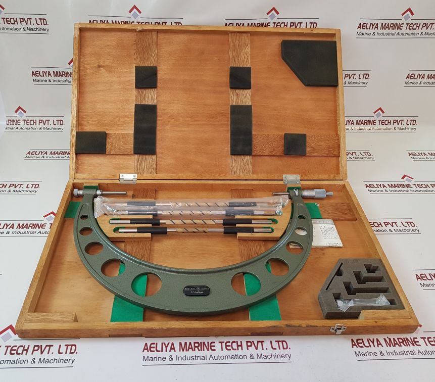 Mitutoyo 104-142 Out Side Micrometer Set 300-400 0.01Mm
