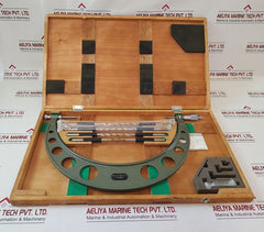 Mitutoyo 104-142 Out Side Micrometer Set 300-400 0.01Mm
