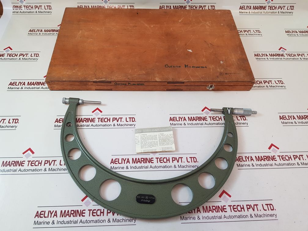 Mitutoyo 104-142 Out Side Micrometer Set 300-400 0.01Mm
