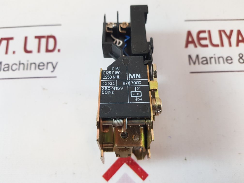 Merlin Gerin Mn Undervoltage Relay 976700D
