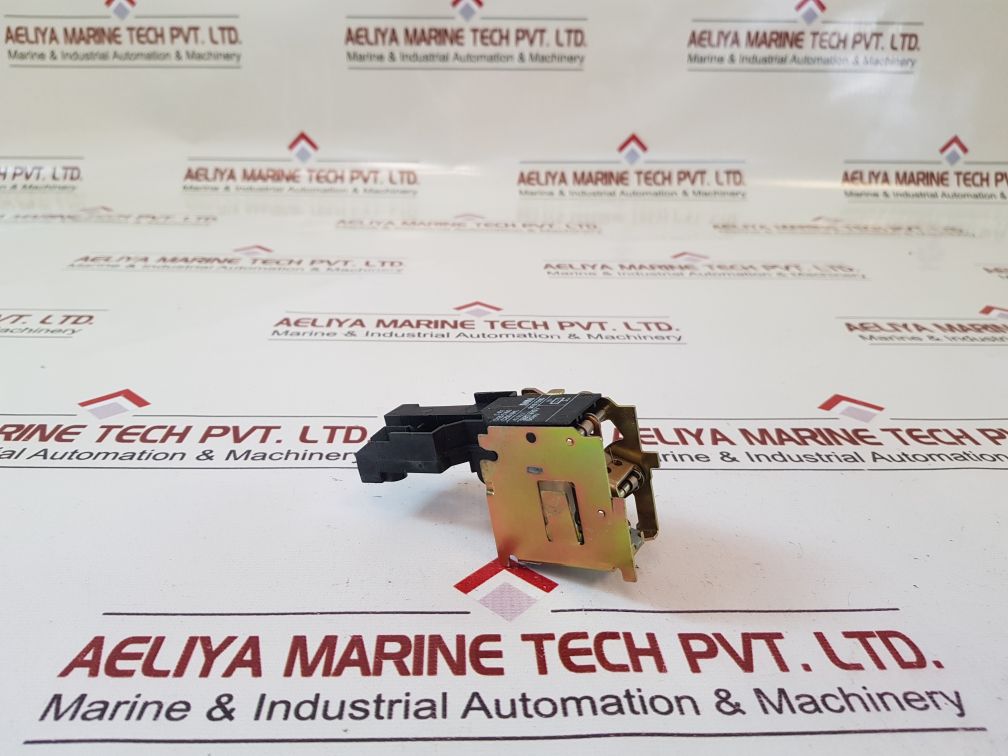 Merlin Gerin Mn Undervoltage Relay 976700D
