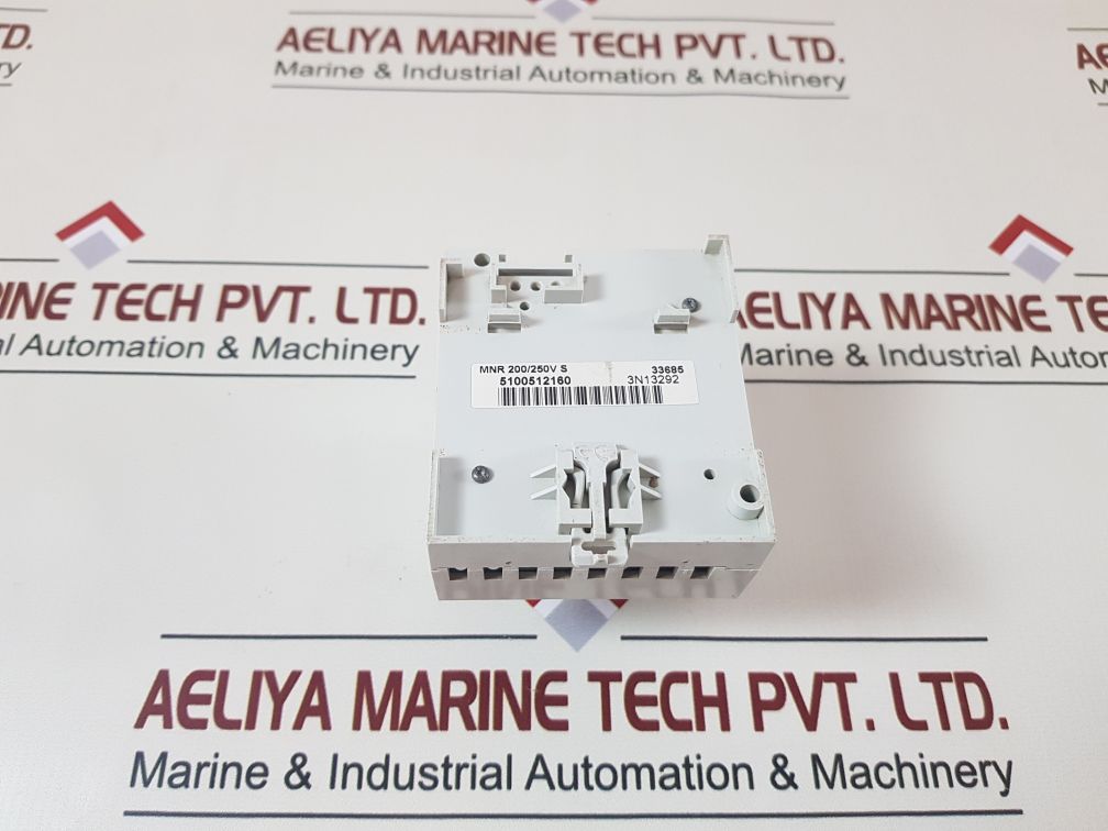 Mnr 200/250V Time Delay Unit For Uvr