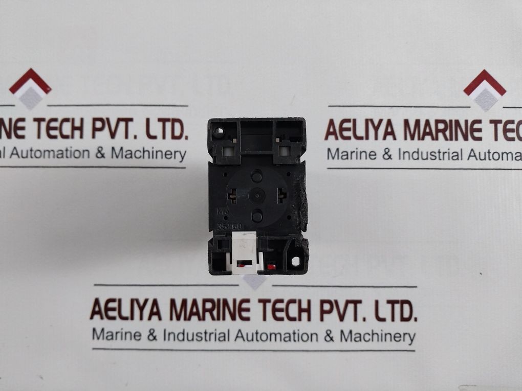 Moeller Dil00Am-10 Contactor With 11 Dil M