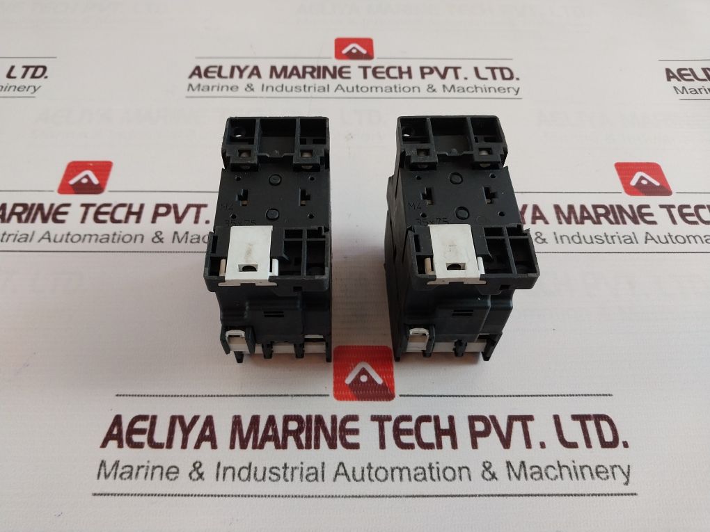 Moeller Dil0M Auxiliary Contactor 24V 50/60Hz