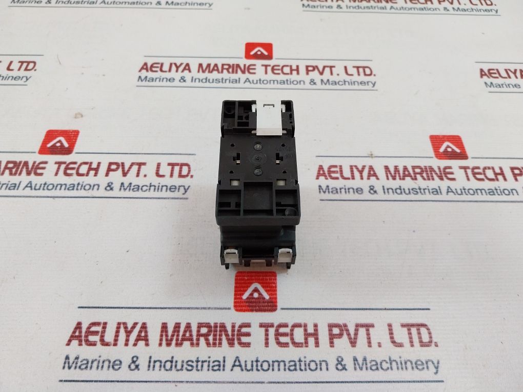 Moeller Dil 0B M 3 Pole Contactor 24V 50Hz