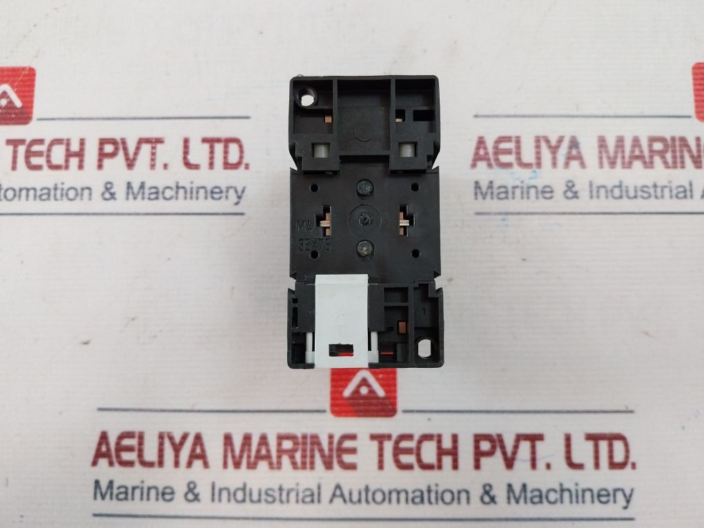 Moeller Dil 0B M 3 Pole Contactor 24V 50Hz