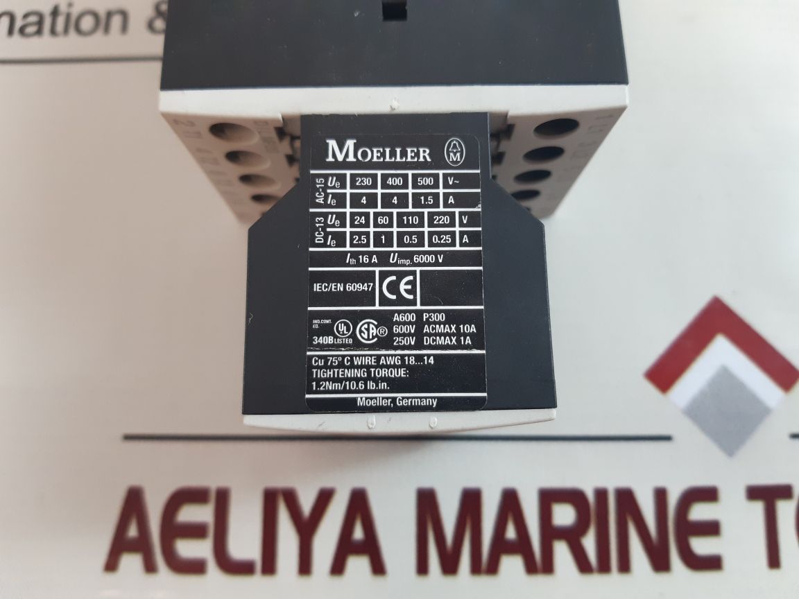 Moeller dil m32-xhi22 contactor with dil m12-xspr240 auxiliary contact