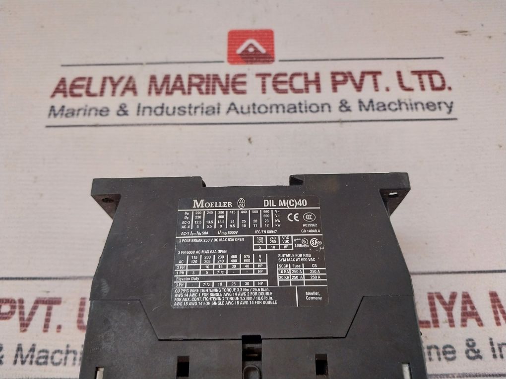 Moeller Dil M40 Contactor 110V50Hz/120V60Hz 8000V