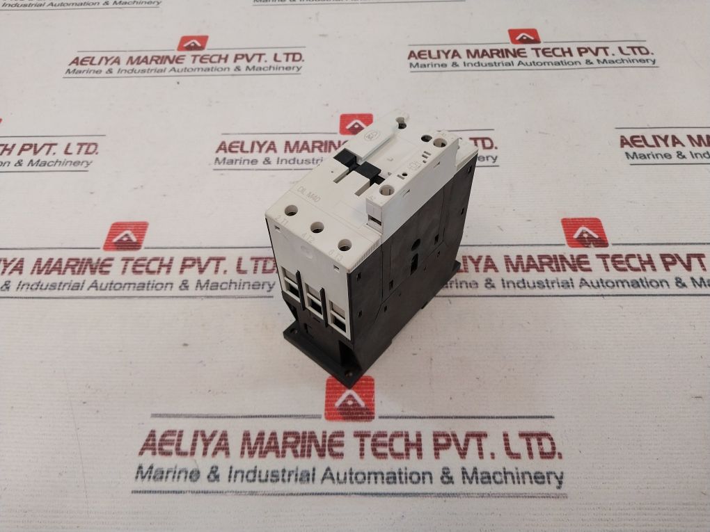 Moeller Dil M40 Contactor 200-240Vdc