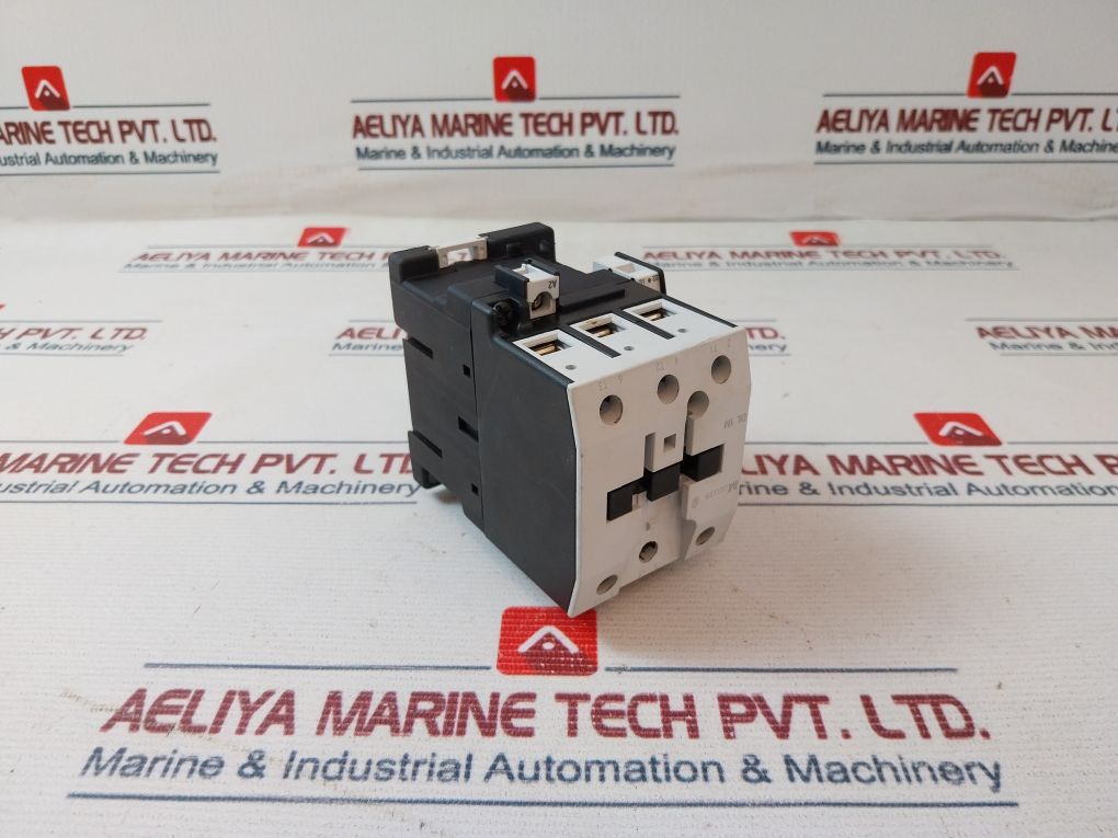 Moeller Dil M 820-xhi Contactor