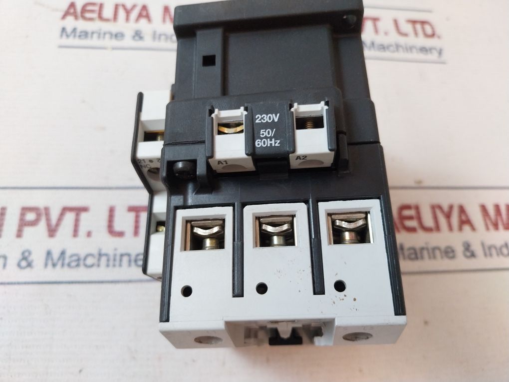 Moeller Dil M 820-xhi Contactor