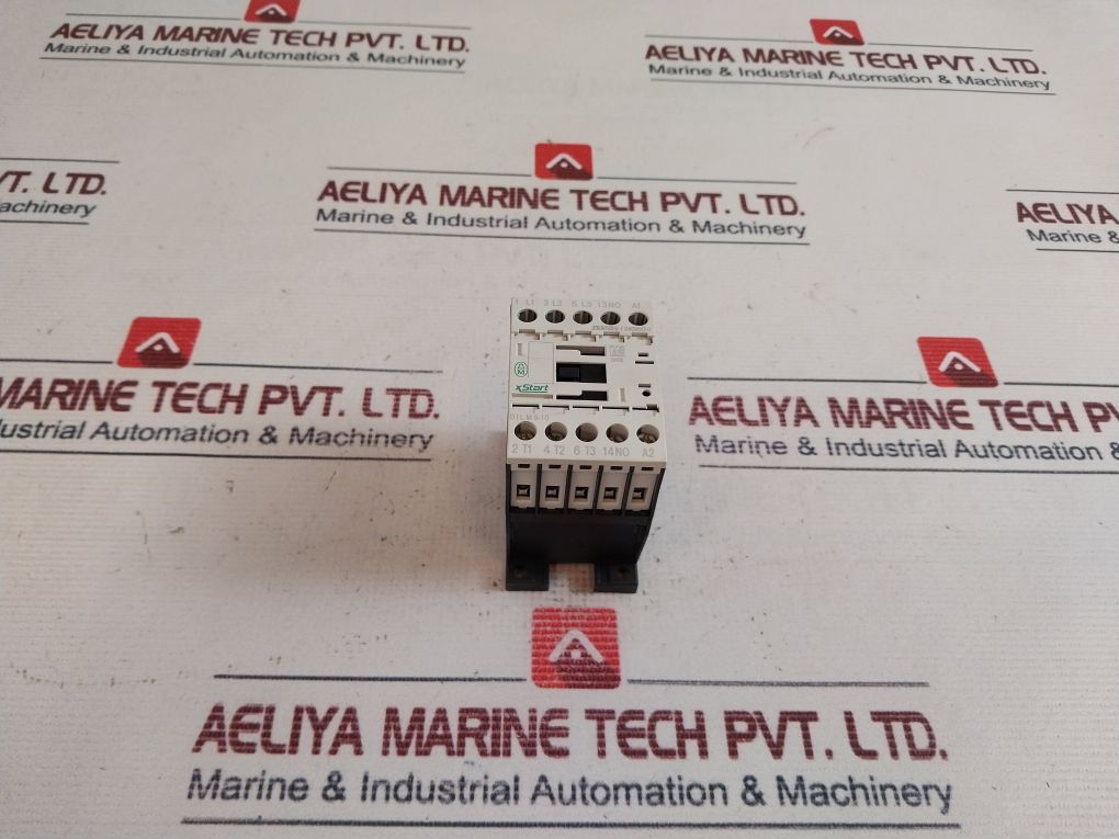 Moeller Dil M 9-10 3 Pole Contactor 20A 240V 60Hz
