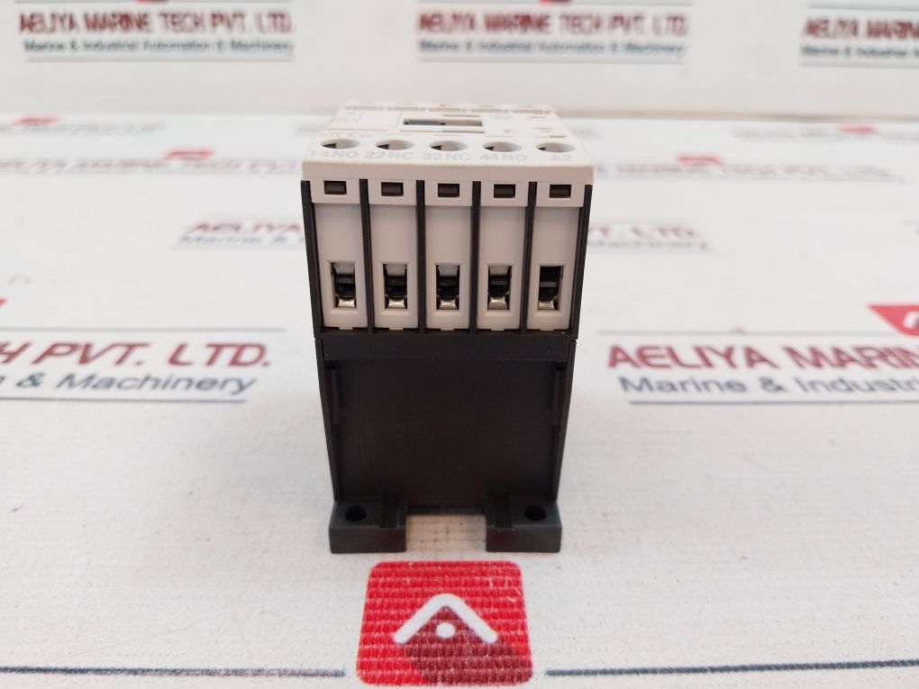 Moeller Dila-22 Contactor Relay 250V Dc