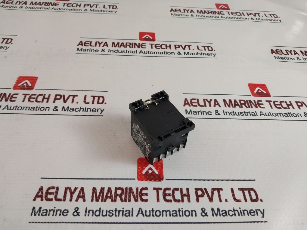 Moeller Dilem-10 Contactor 250V Dc 0.5A