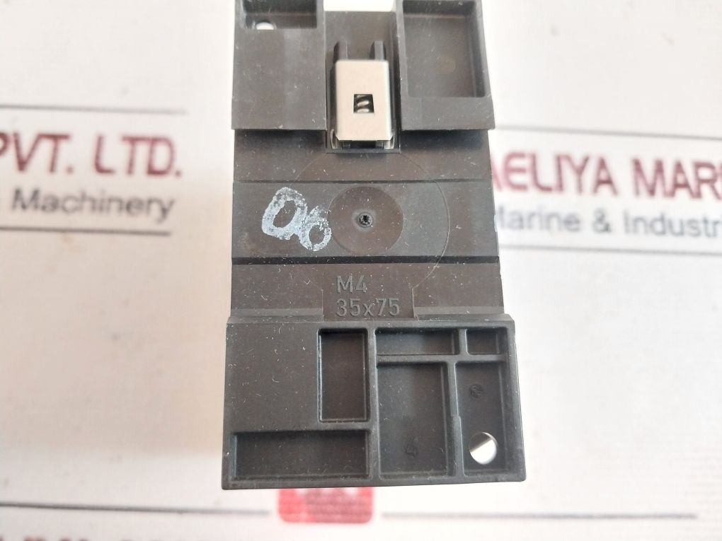 Moeller Dilm17-10 Contactor