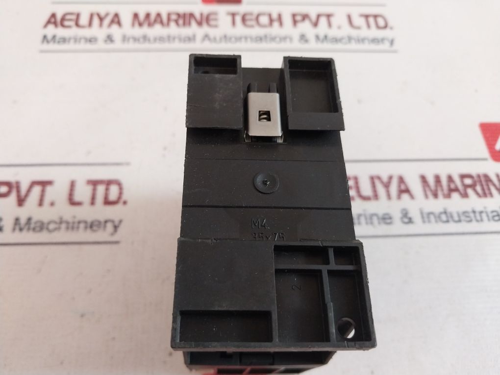 Moeller Dilm25-10 Contactor