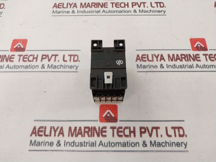 Moeller Dilm9-10 Contactor 250V