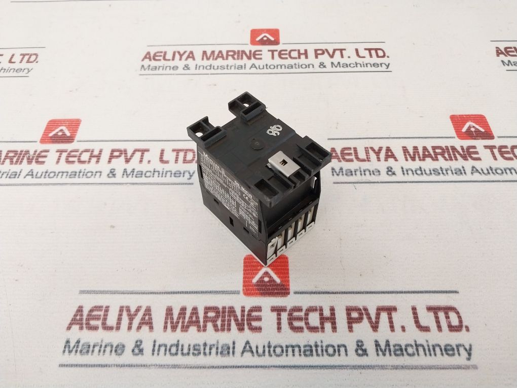 Moeller Dilm9-10 Contactor 250V