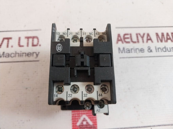 Moeller Dilr22 Auxiliary Contactor 6000V 240V 60Hz