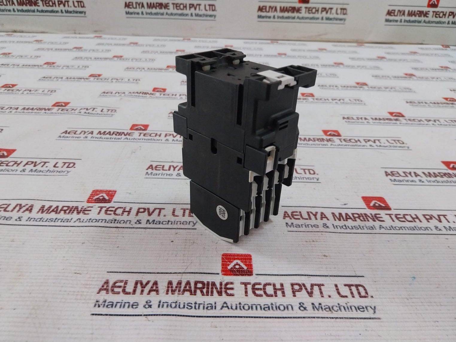 Moeller Dilr40 Auxiliary Contactor 16A 230V 50/60Hz
