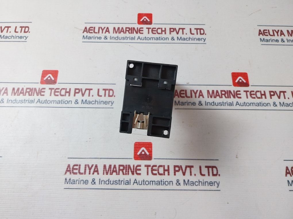 Moeller Ez1 Base For Seperate Mounting