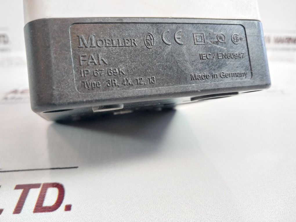 Moeller Fak Emergency Stop Switch Type 3R, 4X, 12, 13