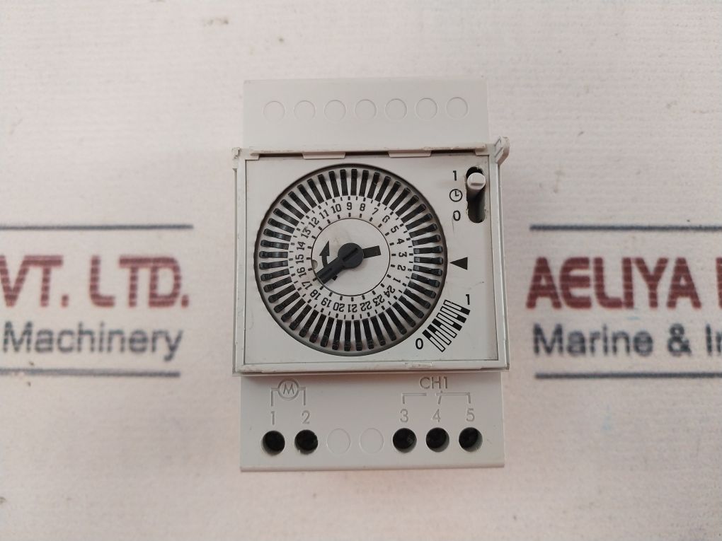 Moeller Su-gq/1W-ta Timer Switch 220-240V~