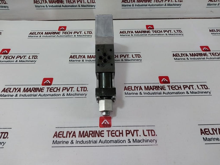 Moog D635-606 A Bt Servo Pressure Control Valve 350 Bar