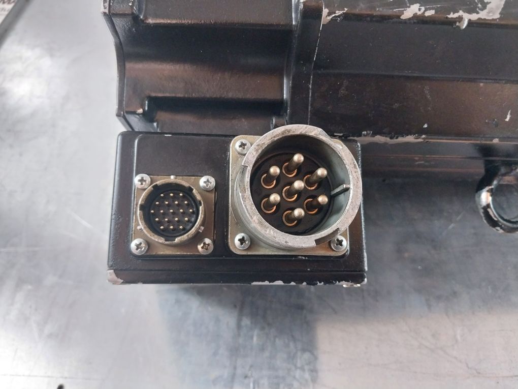 Moog Fas W-2-p8-040-00-17-28 Brushless Servomotor 16,7 Kw 4000 Rpm