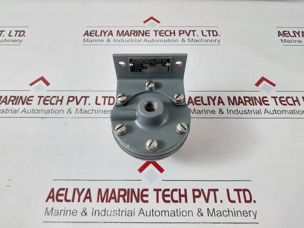 Moore 66Br6 Pneumatic Relay 6:1