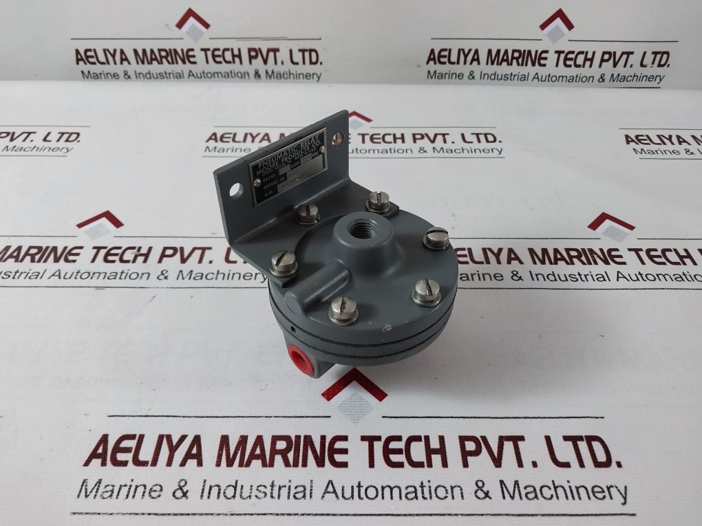 Moore 66Br6 Pneumatic Relay 6:1