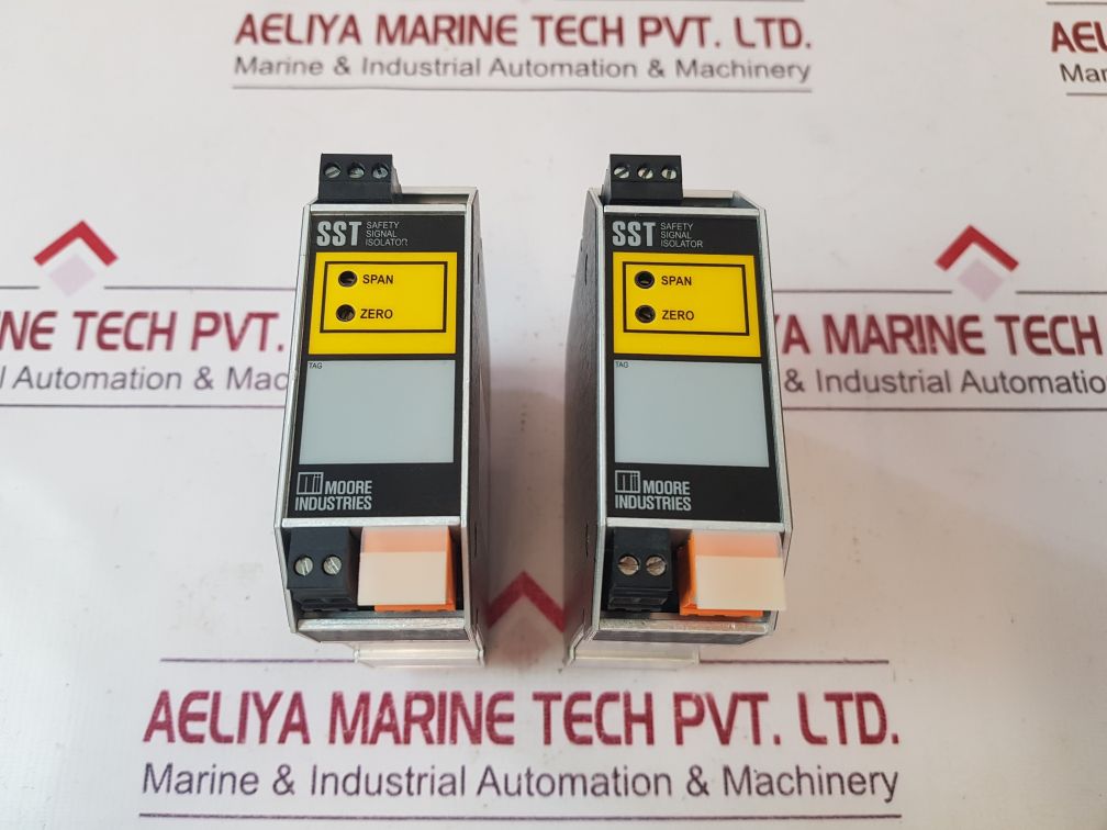Moore Sst4-20Ma4-20Ma24Dc Safety Signal Isolator Splitter
