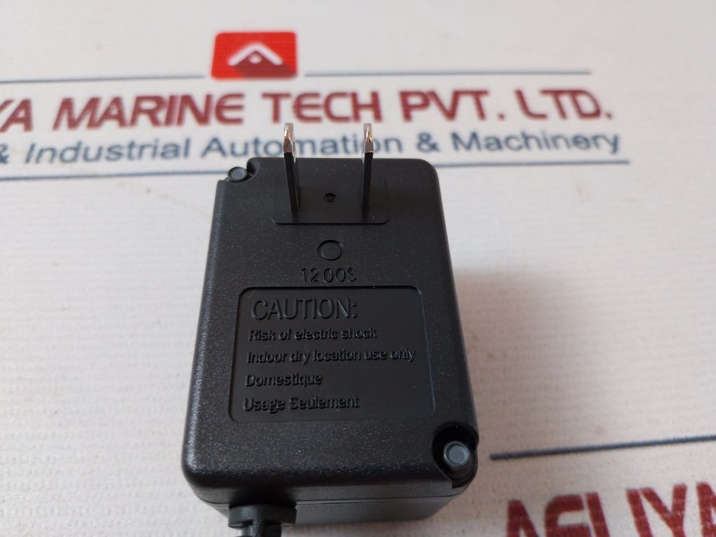 Motorola 2580955Z02 Battery Charger Adapter Htn9702A