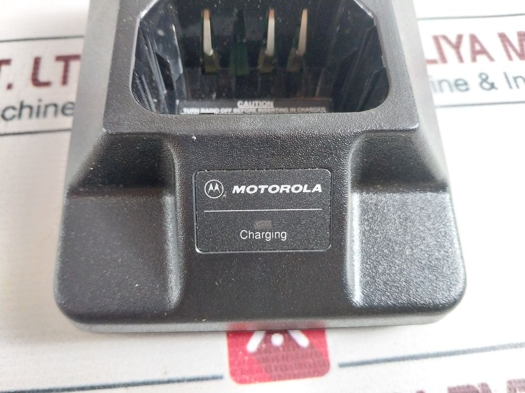 Motorola Htn9702A Standard Charger